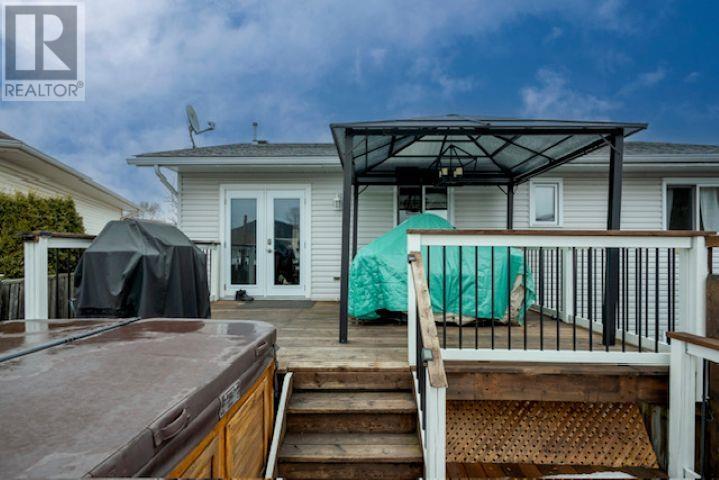 412 Rainbow Street, Thunder Bay, Ontario, P7B6K2 — Photo 29