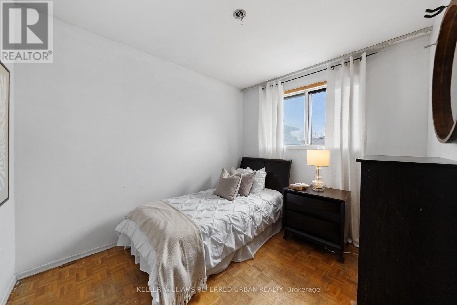 9 EXETER STREET, Toronto (Weston-Pellam Park), Ontario, M6N1G3 — Photo 18