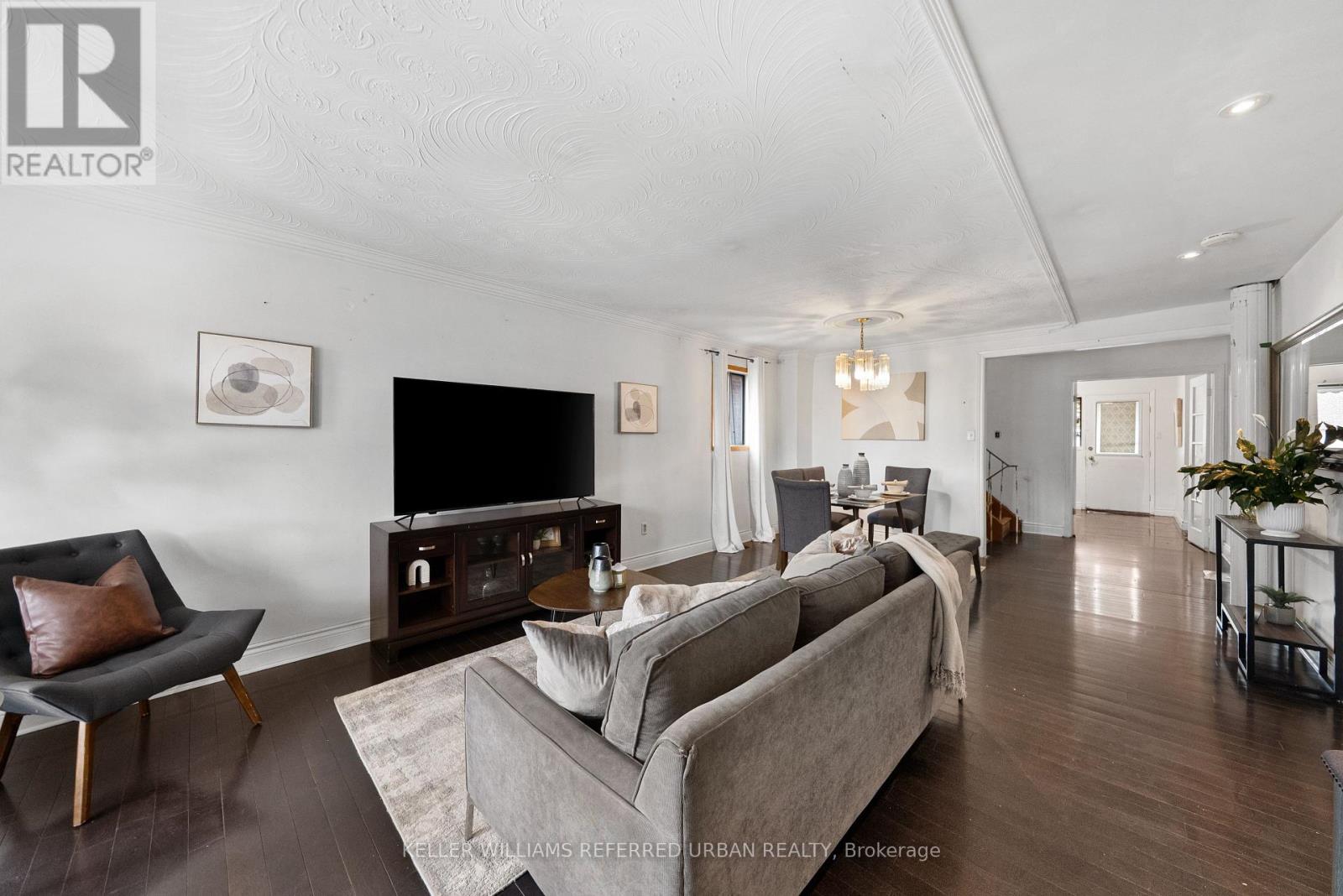 9 EXETER STREET, Toronto (Weston-Pellam Park), Ontario, M6N1G3 — Photo 3