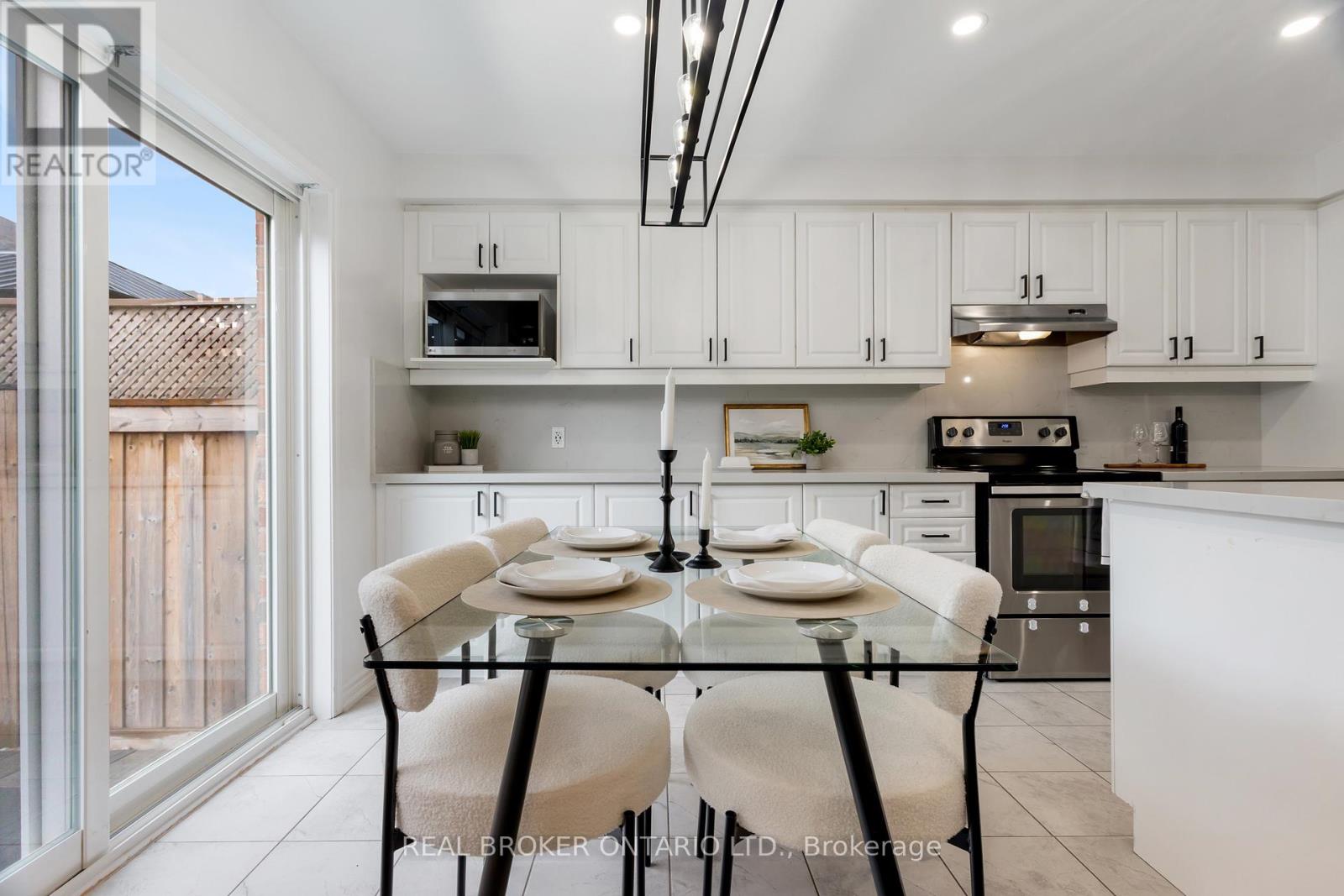 1213 MULRONEY HEIGHTS, Milton (FO Ford), Ontario, L9E1B9 — Photo 15