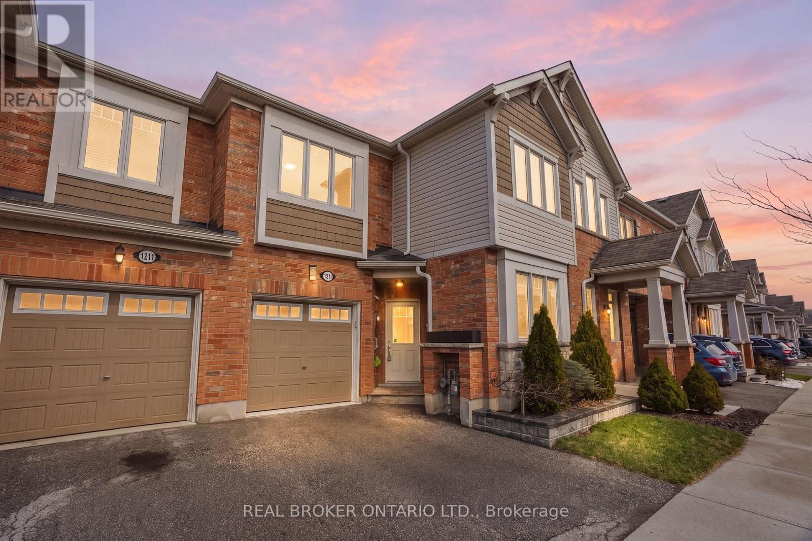 1213 MULRONEY HEIGHTS, Milton (FO Ford), Ontario, L9E1B9 — Photo 4