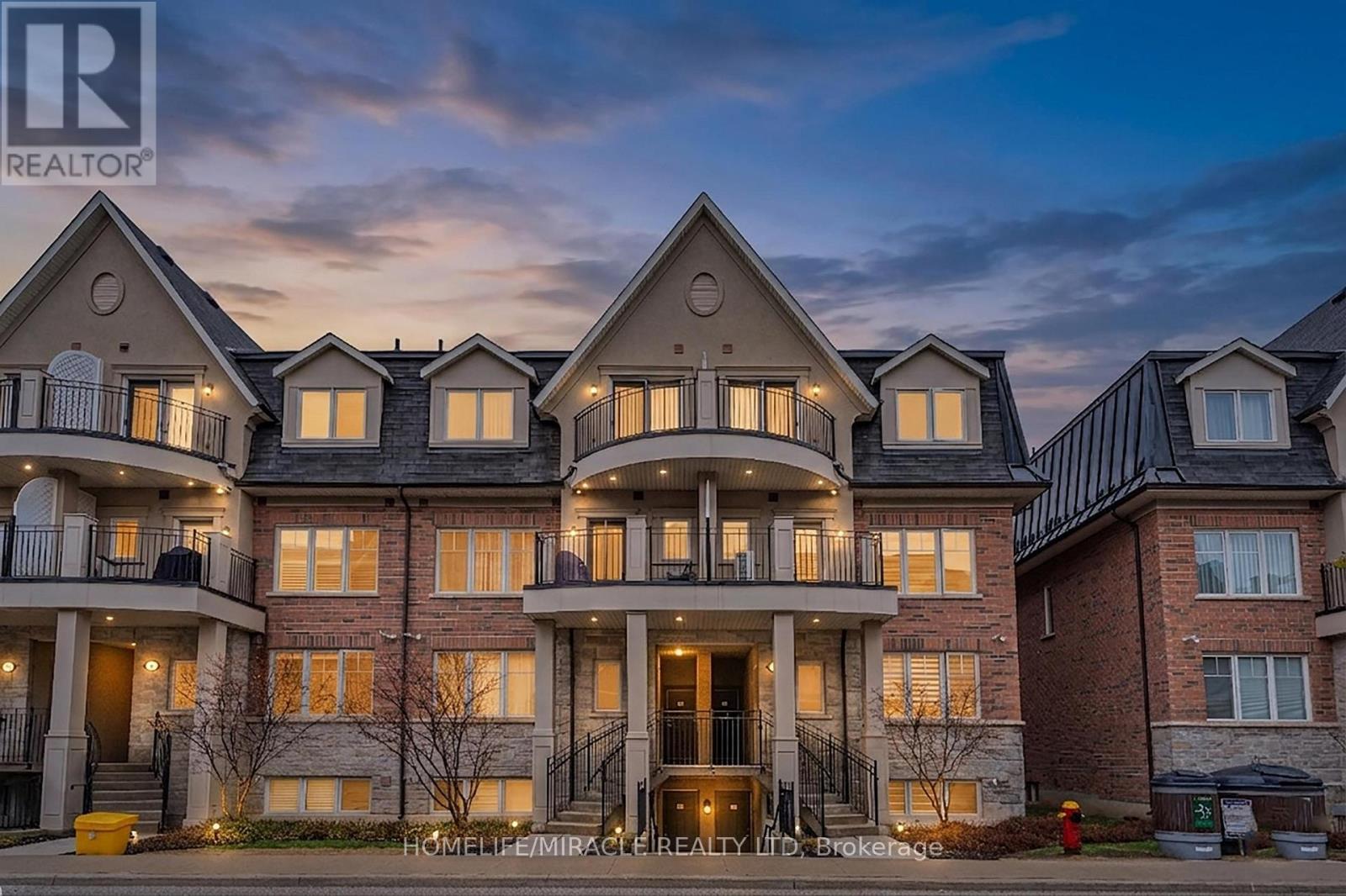 8-01 - 2420 BARONWOOD DRIVE, Oakville (WM Westmount), Ontario, L6M0X6 — Photo 2