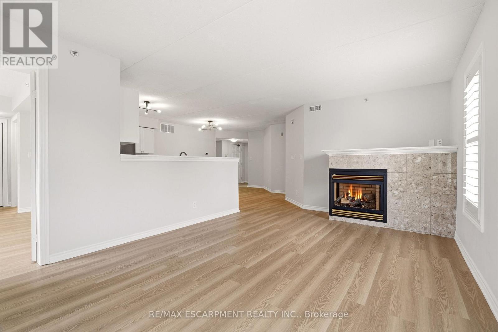 213 - 1820 WALKERS LINE, Burlington (Palmer), Ontario, L7M4V4 — Photo 13