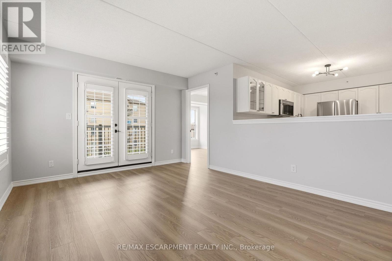 213 - 1820 WALKERS LINE, Burlington (Palmer), Ontario, L7M4V4 — Photo 14