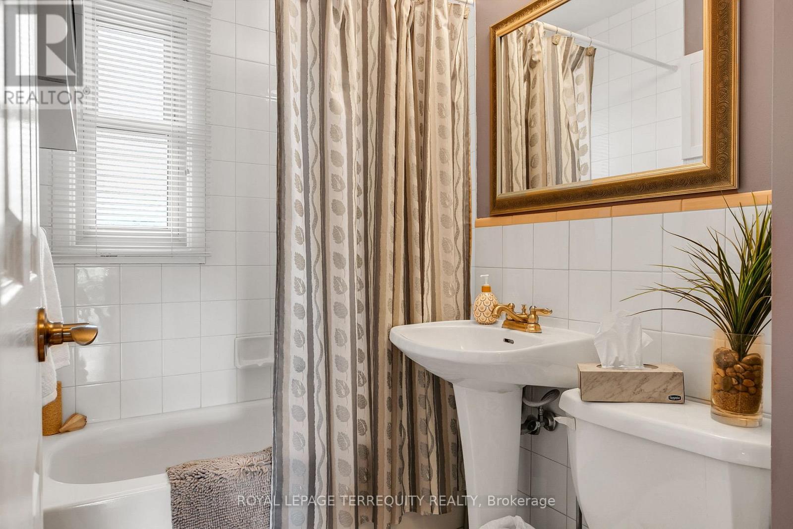 74 SILVER SHADOW PATH, Toronto (Markland Wood), Ontario, M9C4Y2 — Photo 22