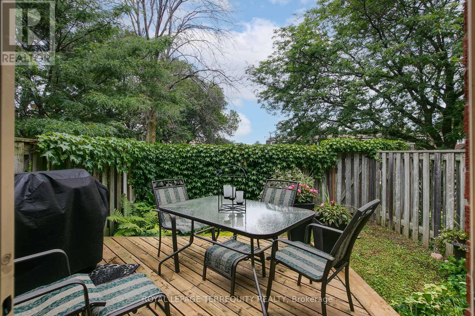 74 SILVER SHADOW PATH, Toronto (Markland Wood), Ontario, M9C4Y2 — Photo 25