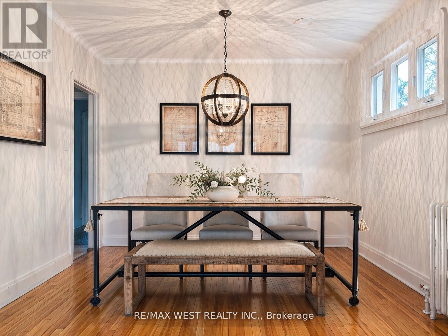 3 GLENROY AVENUE, Toronto (Stonegate-Queensway), Ontario, M8Y2L9 — Photo 4