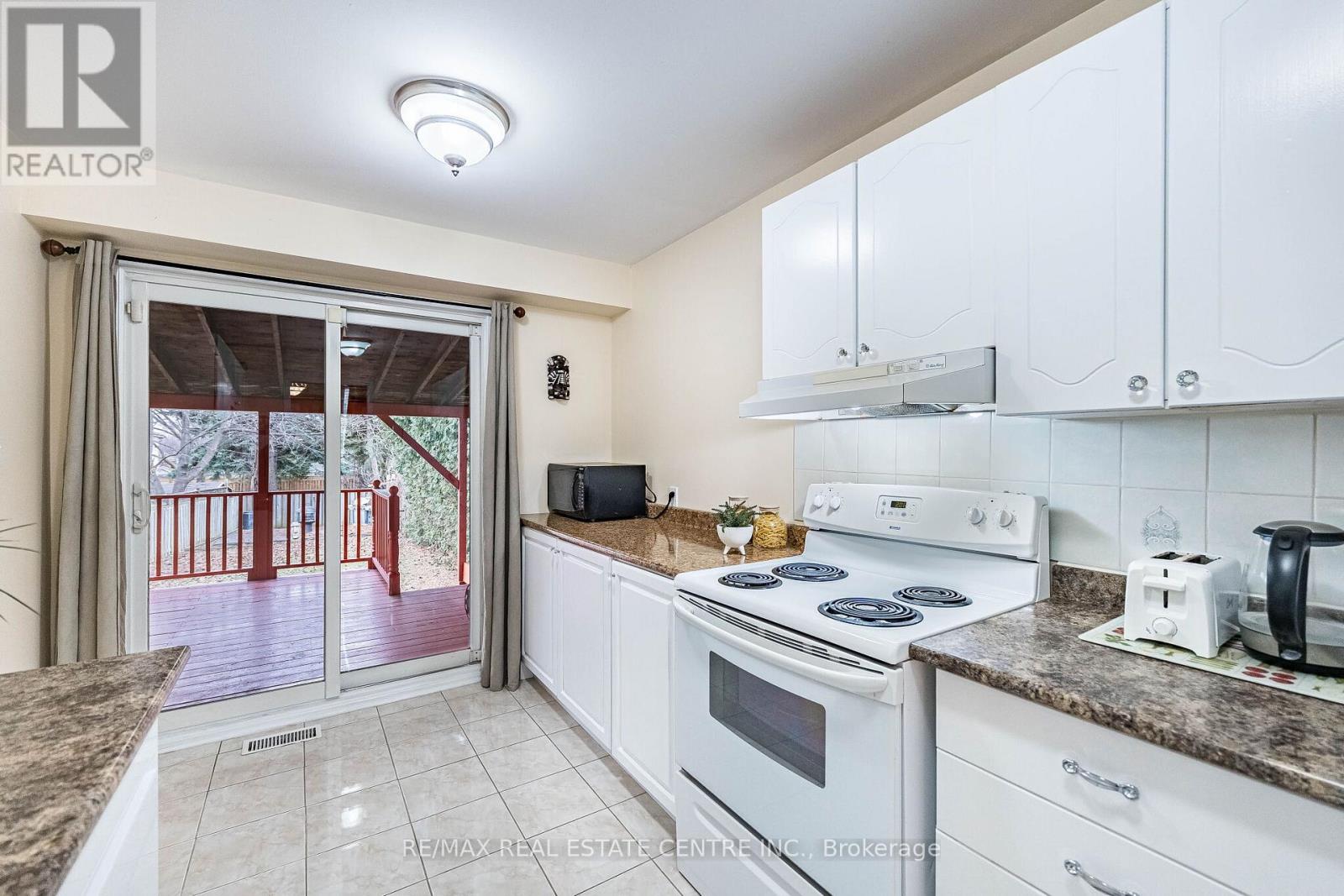 1 NORTHGATE BOULEVARD, Brampton (Westgate), Ontario, L6S4G6 — Photo 10