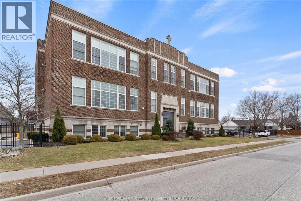 647 IRVINE Unit# 303, Windsor, Ontario, N8X2T4 — Photo 13