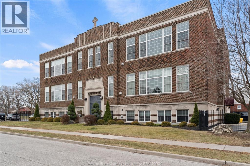 647 IRVINE Unit# 303, Windsor, Ontario, N8X2T4 — Photo 26