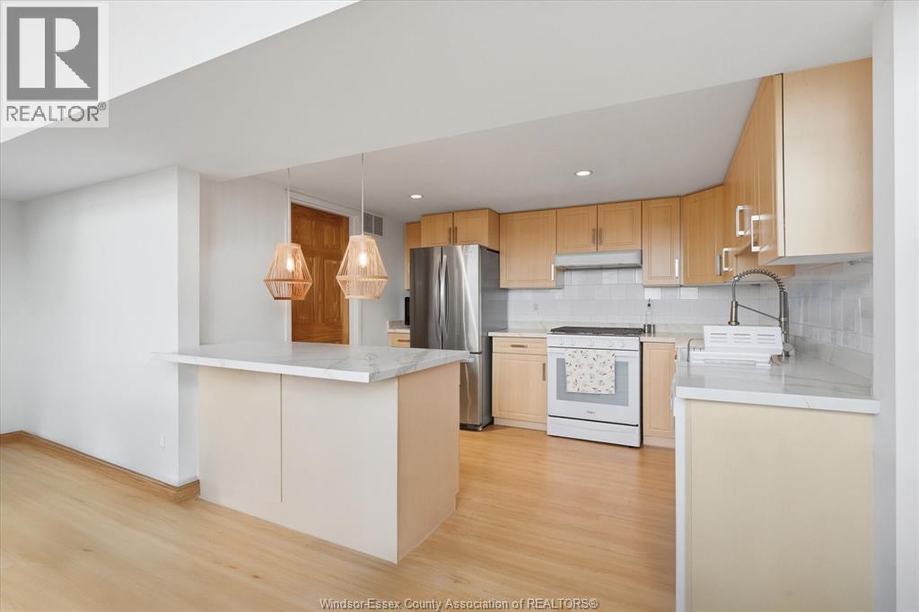 647 IRVINE Unit# 303, Windsor, Ontario, N8X2T4 — Photo 5