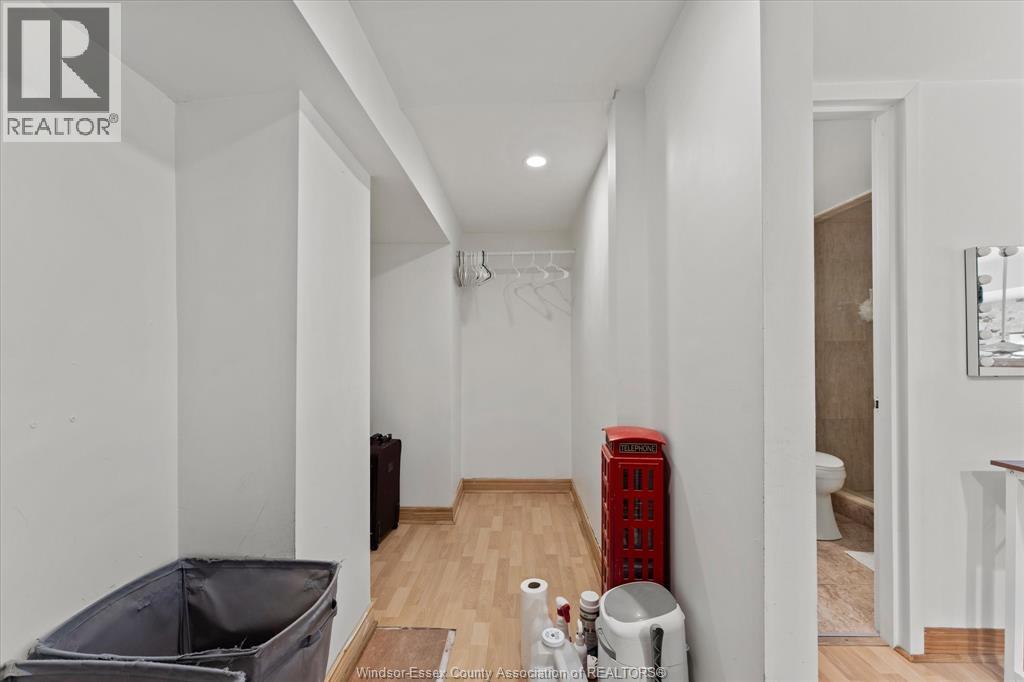 647 IRVINE Unit# 303, Windsor, Ontario, N8X2T4 — Photo 6