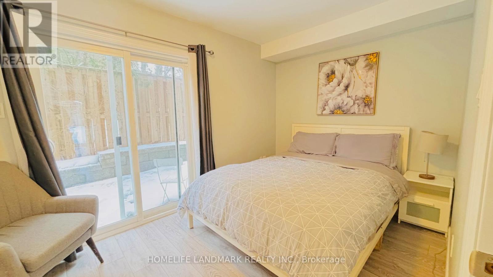 6 - 122 COURTLAND AVENUE E, Kitchener, Ontario, N2G0B8 — Photo 4