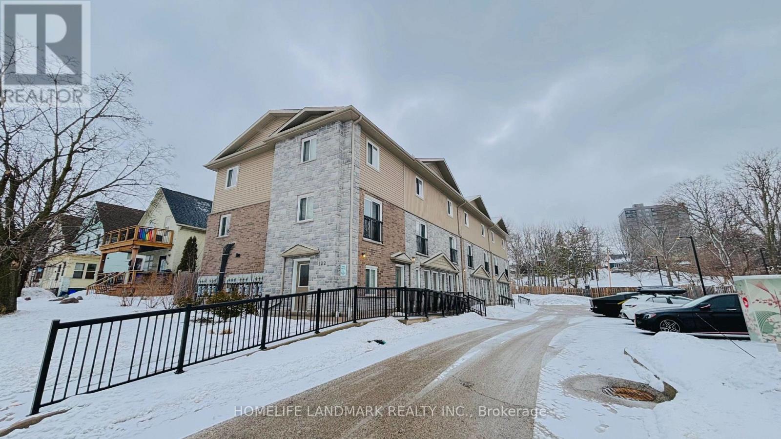 6 - 122 COURTLAND AVENUE E, Kitchener, Ontario, N2G0B8 — Photo 9