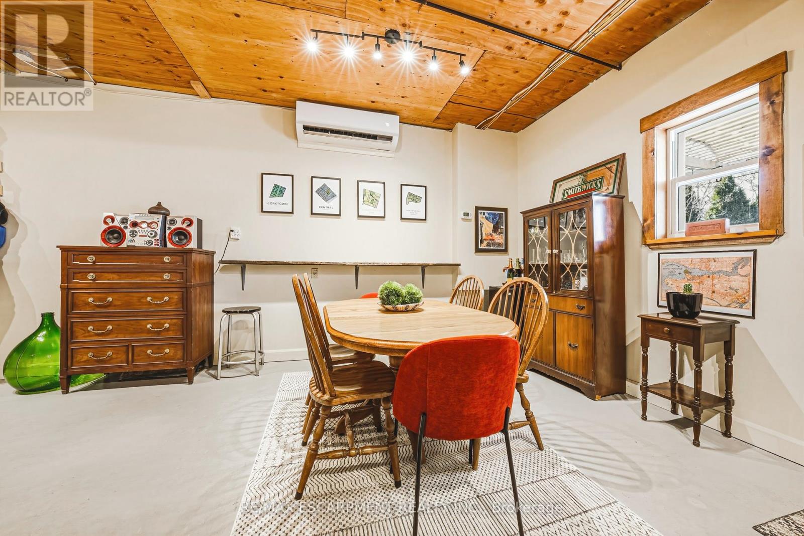 153 ELGIN STREET, Hamilton (Beasley), Ontario, L8L4Y1 — Photo 2