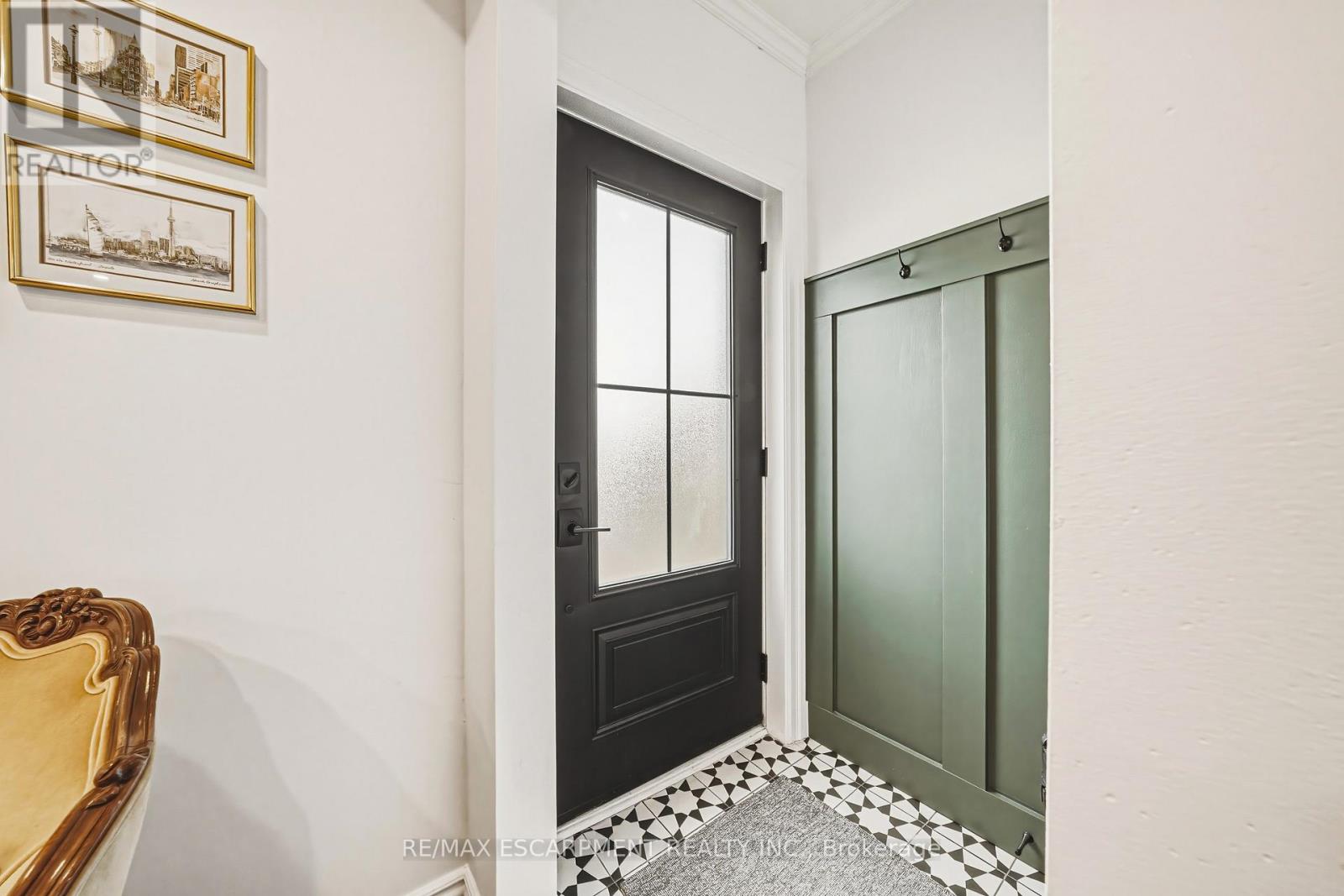 153 ELGIN STREET, Hamilton (Beasley), Ontario, L8L4Y1 — Photo 4