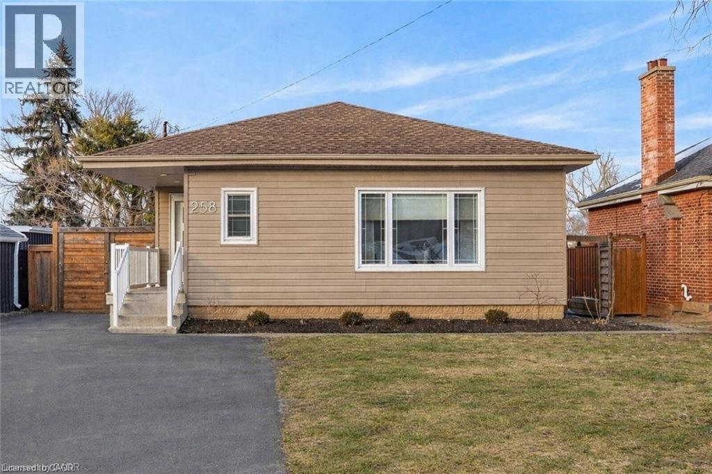 258 SANATORIUM Road, Hamilton, Ontario, L9C1Z9 — Photo 3