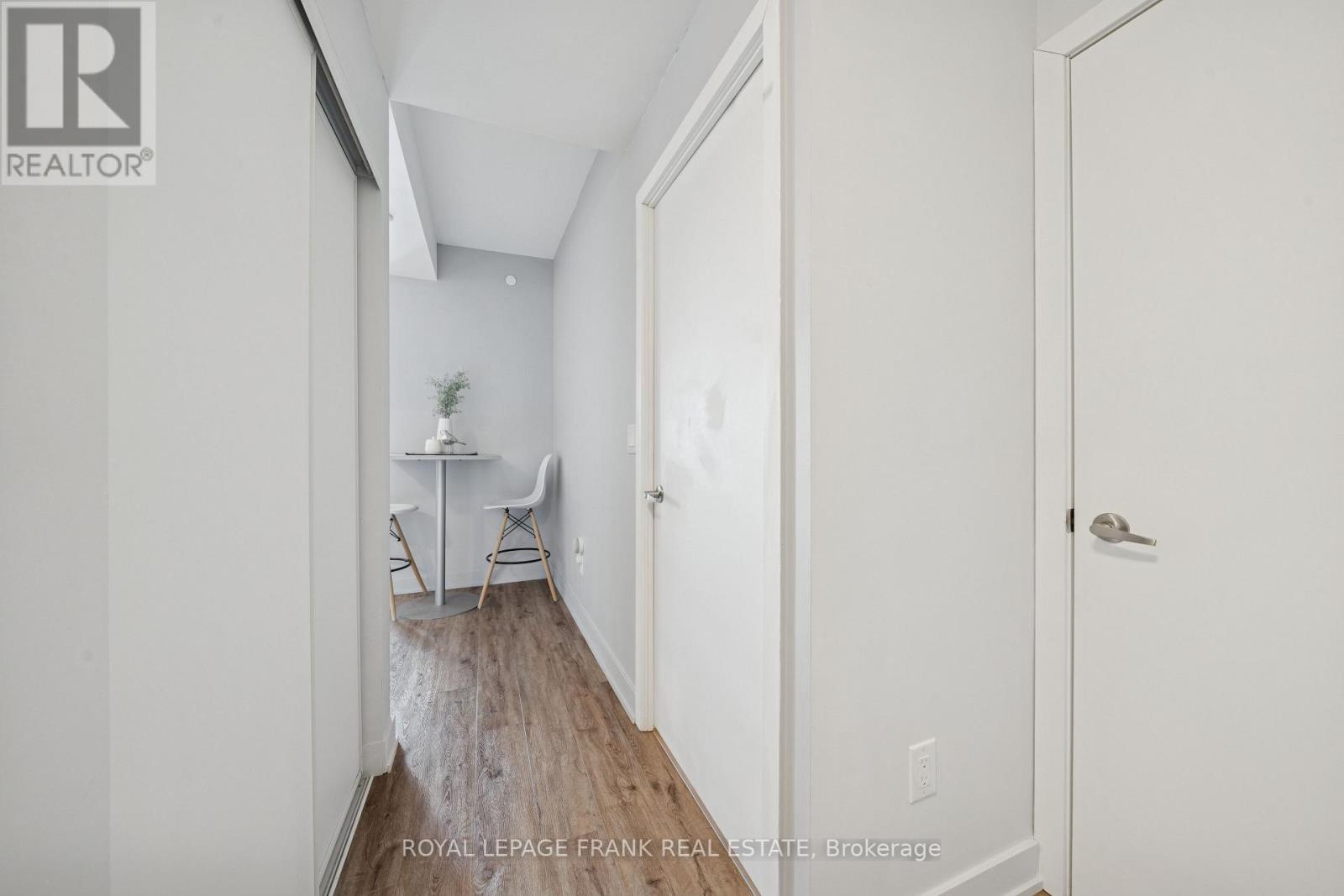 409 - 630 GREENWOOD AVENUE, Toronto (Blake-Jones), Ontario, M4J0A8 — Photo 2