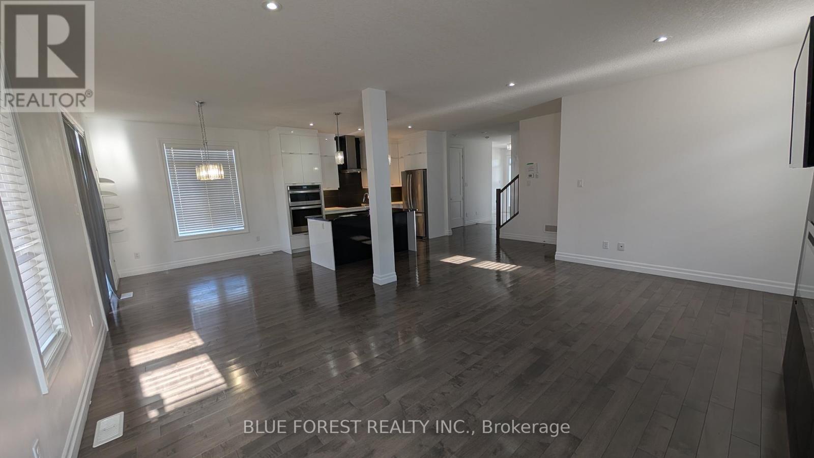 3319 REGIMENT ROAD, London South (South V), Ontario, N6P0G5 — Photo 10