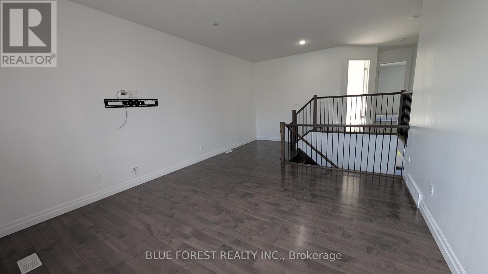 3319 REGIMENT ROAD, London South (South V), Ontario, N6P0G5 — Photo 23