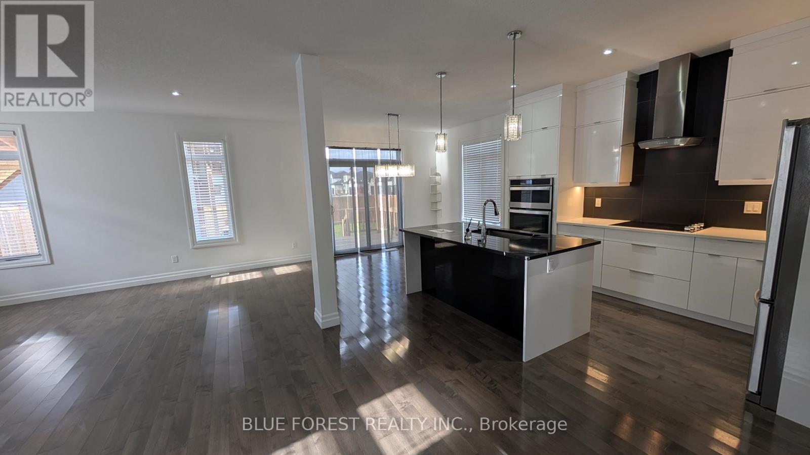 3319 REGIMENT ROAD, London South (South V), Ontario, N6P0G5 — Photo 6