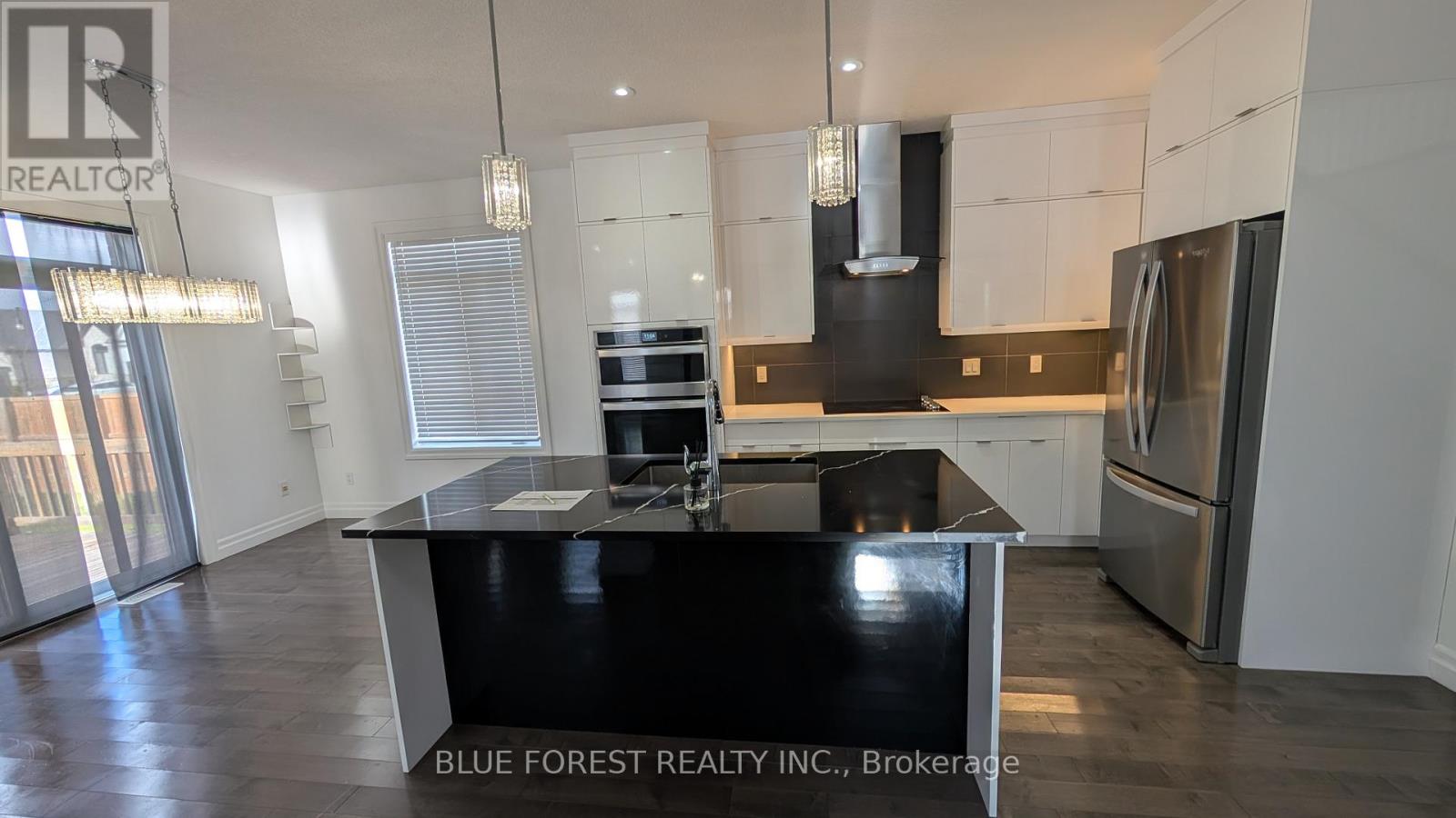 3319 REGIMENT ROAD, London South (South V), Ontario, N6P0G5 — Photo 8