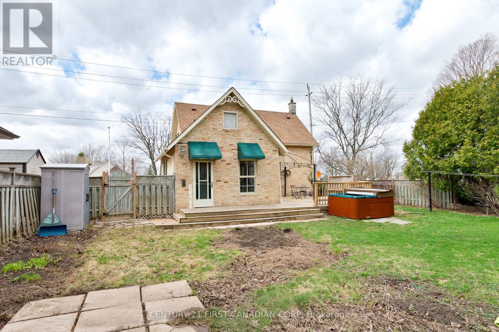 1 FAIRVIEW AVENUE, St. Thomas, Ontario, N5R4X2 — Photo 36