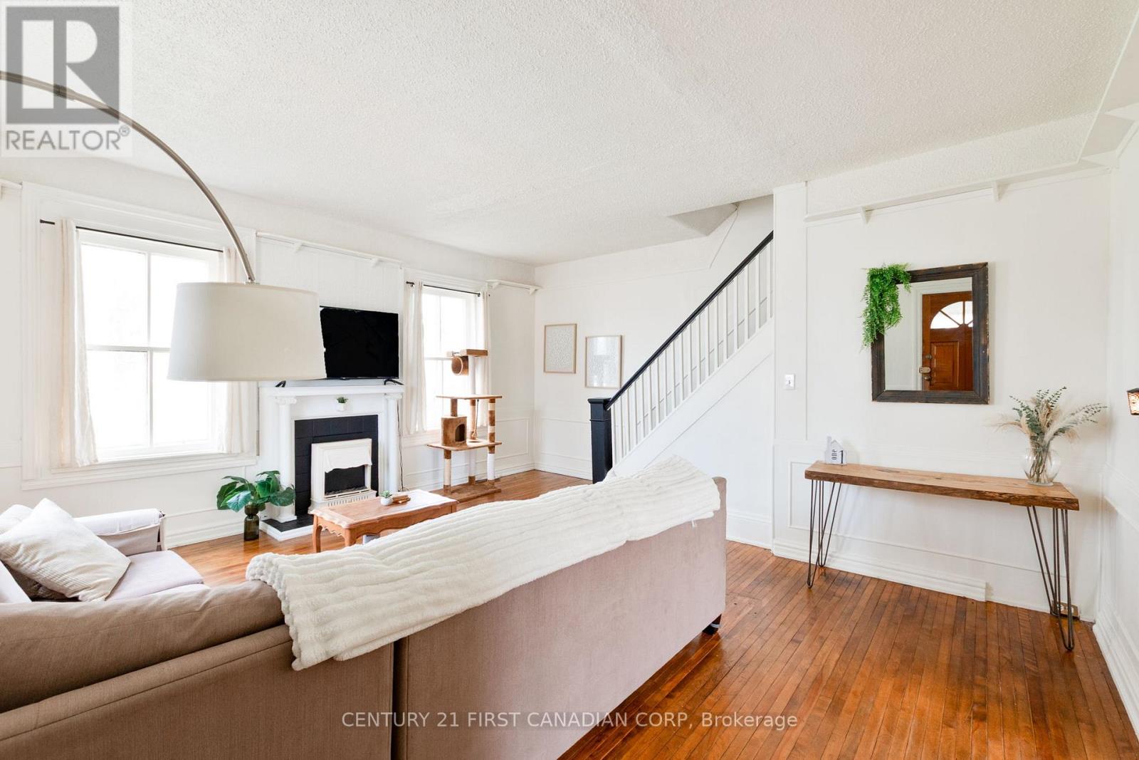 1 FAIRVIEW AVENUE, St. Thomas, Ontario, N5R4X2 — Photo 8