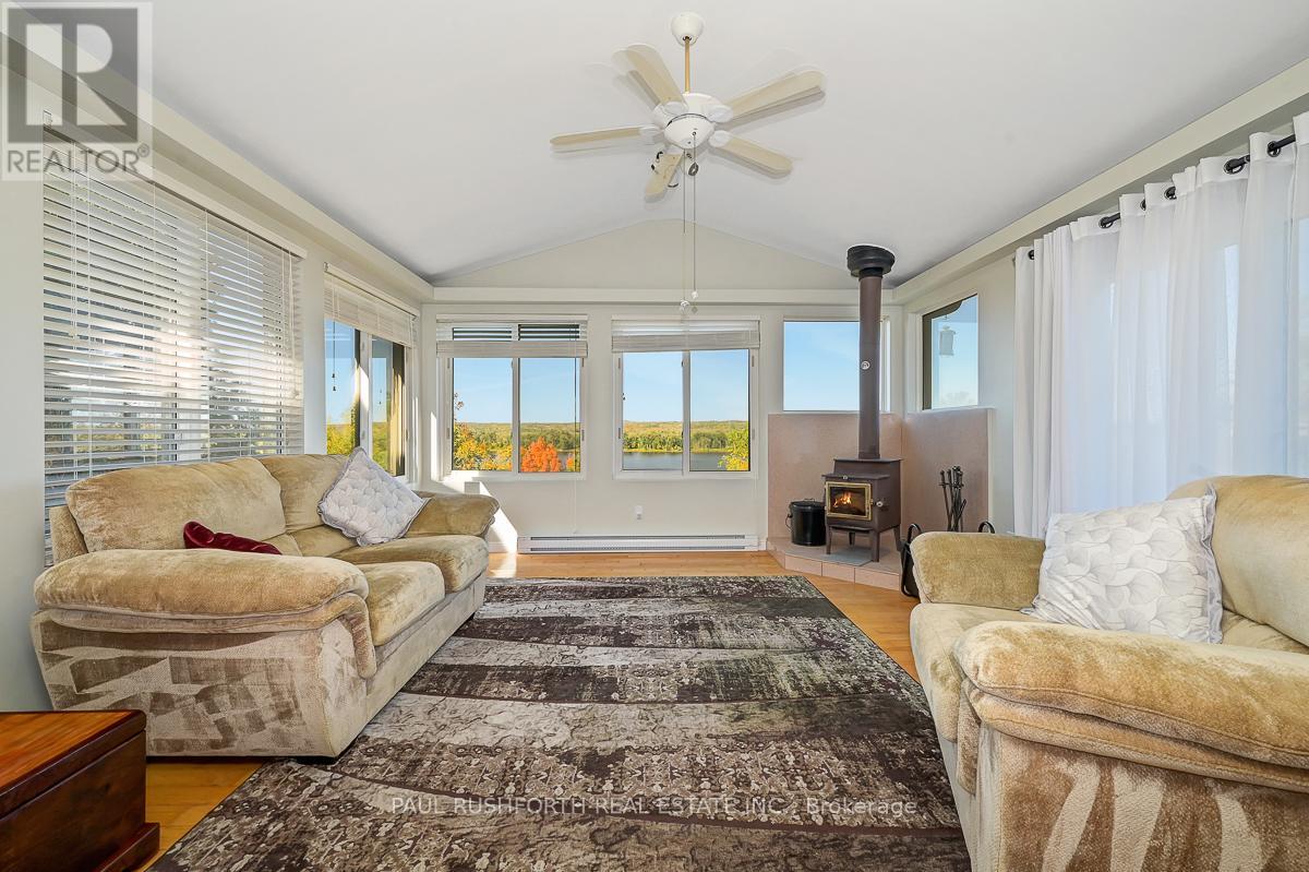 1565 LILAC LANE, Ottawa, Ontario, K4C1C4 — Photo 8