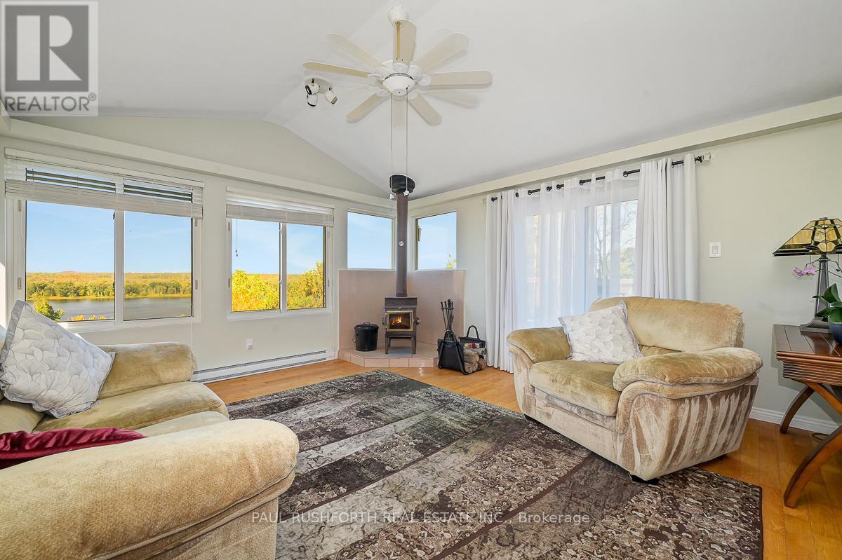 1565 LILAC LANE, Ottawa, Ontario, K4C1C4 — Photo 9