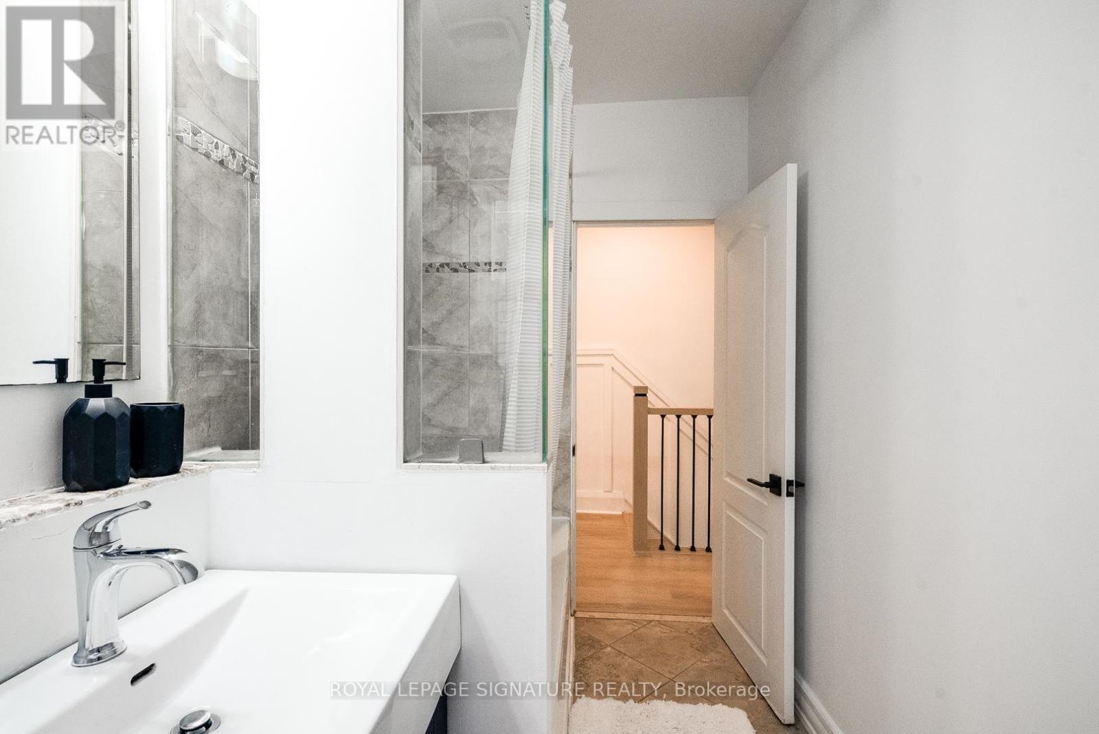 216 PARKMOUNT ROAD, Toronto (Greenwood-Coxwell), Ontario, M4J4V6 — Photo 21