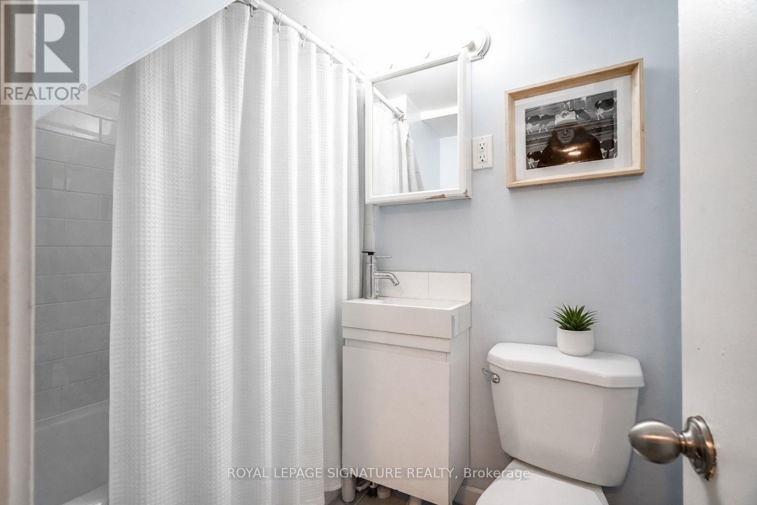 216 PARKMOUNT ROAD, Toronto (Greenwood-Coxwell), Ontario, M4J4V6 — Photo 33