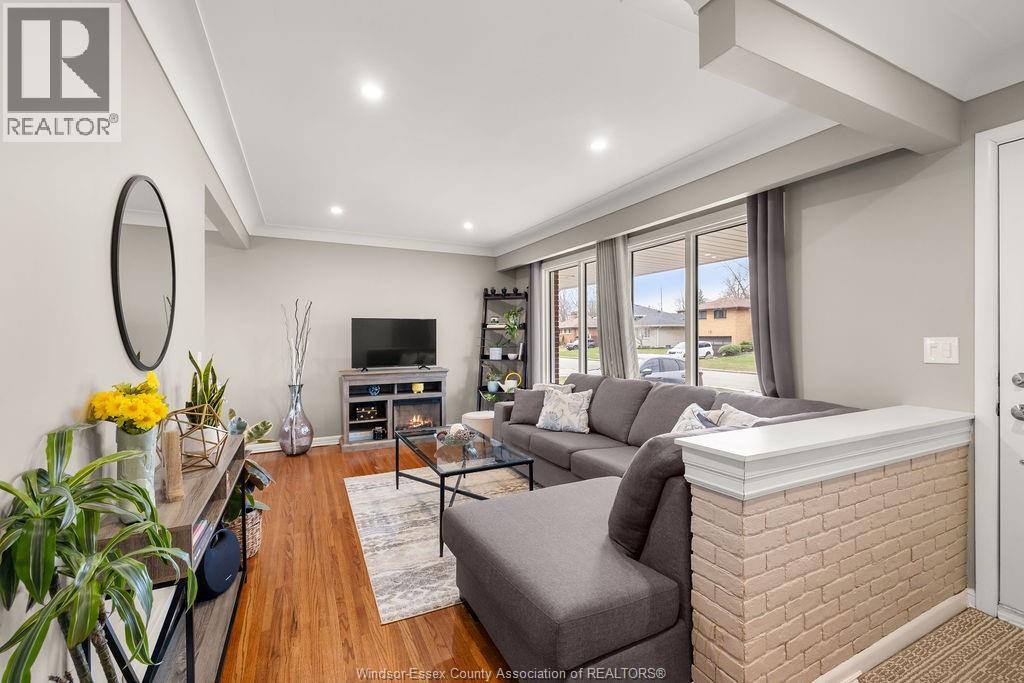 1064 VIRGINIA AVENUE, Windsor, Ontario, N8S2Y7 — Photo 5