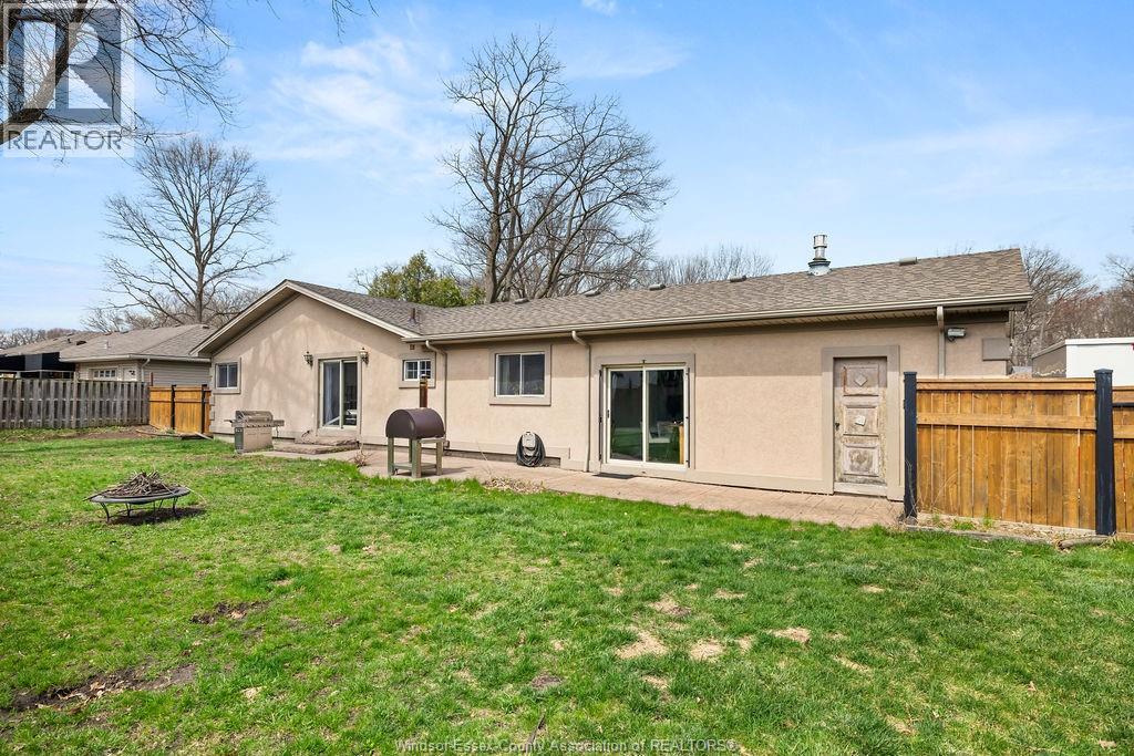 1350 LAURIER, LaSalle, Ontario, N9J1N3 — Photo 26