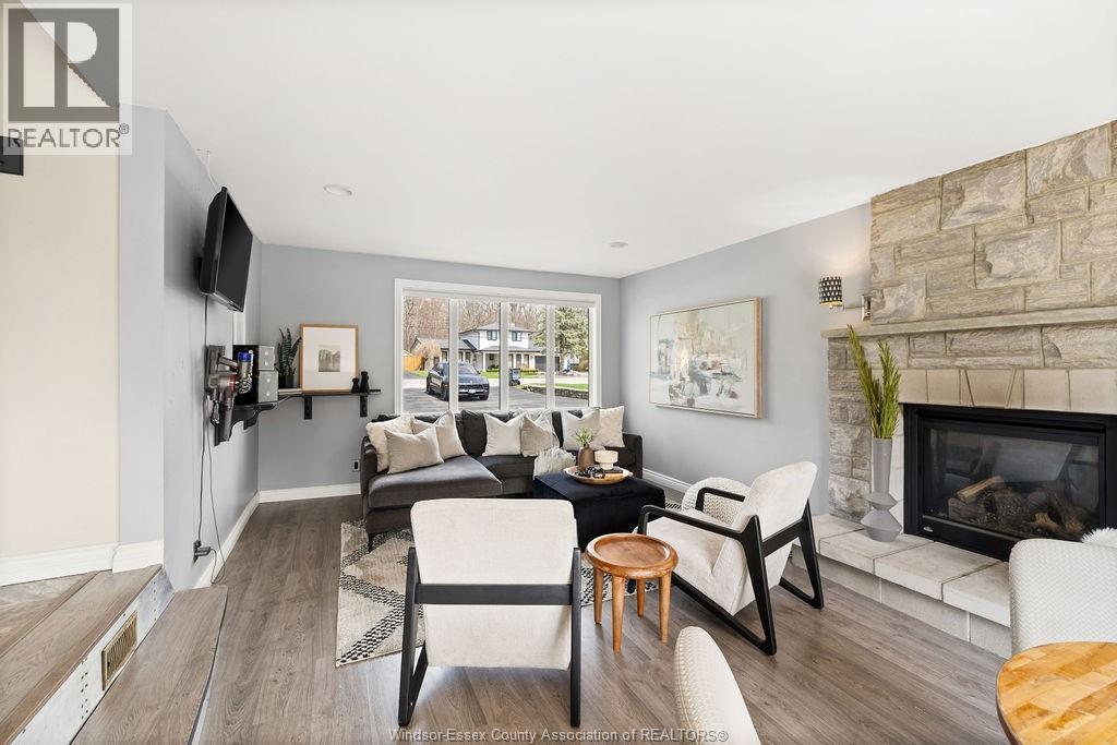 1350 LAURIER, LaSalle, Ontario, N9J1N3 — Photo 6