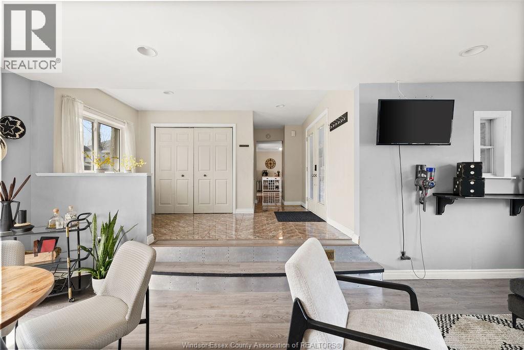 1350 LAURIER, LaSalle, Ontario, N9J1N3 — Photo 9