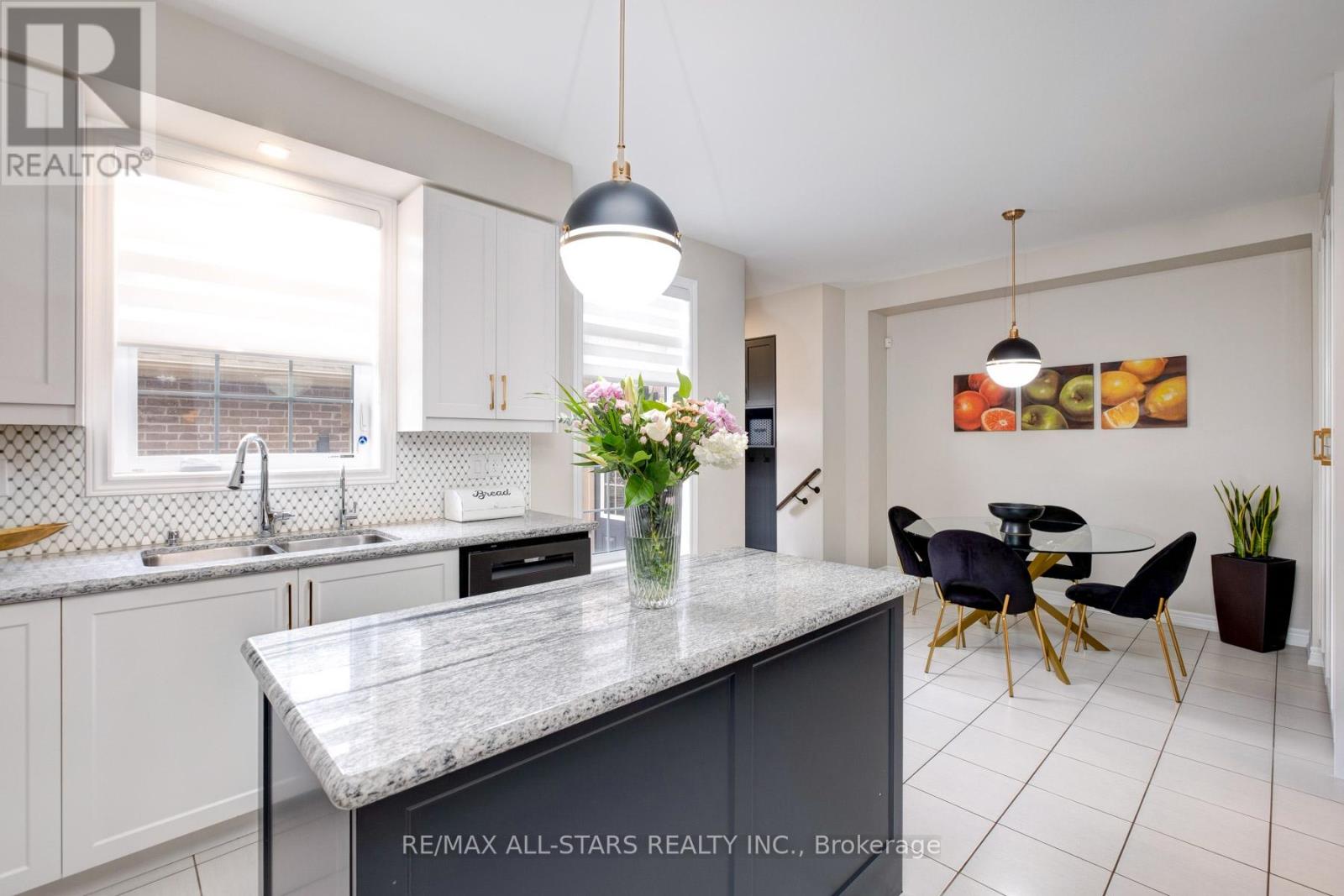 212 EAST'S CORNERS BOULEVARD, Vaughan (Kleinburg), Ontario, L4H4H3 — Photo 21