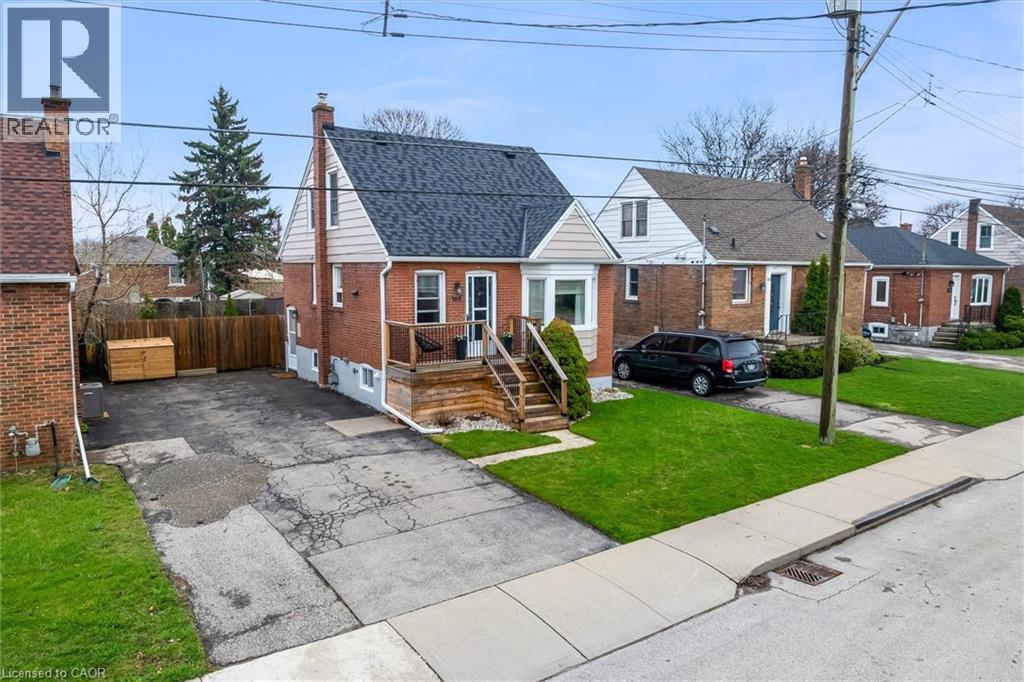 189 EAST 14TH Street, Hamilton, Ontario, L9A4B7 — Photo 2