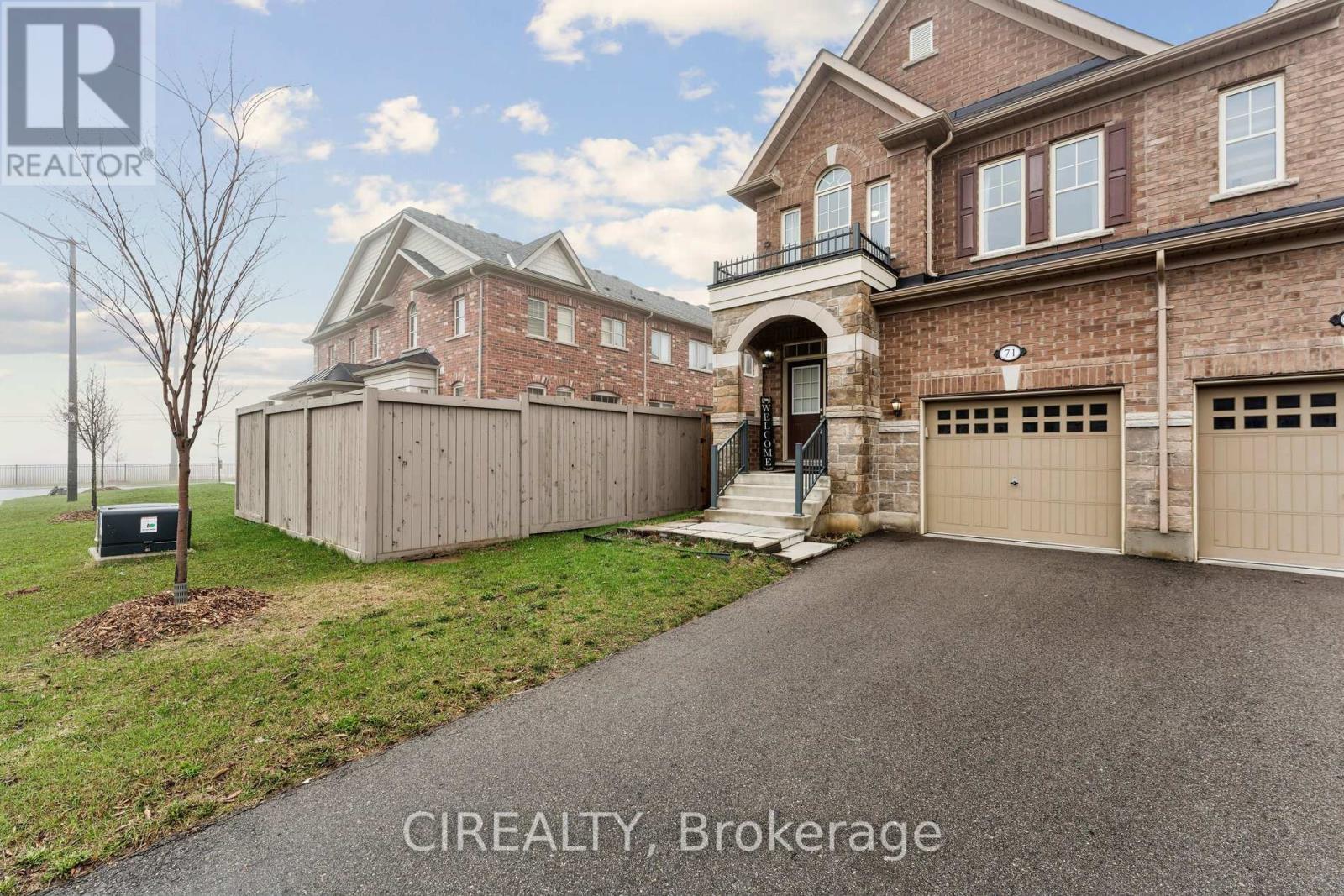 71 FINEGAN CIRCLE, Brampton (Northwest Brampton), Ontario, L7A4Z8 — Photo 3