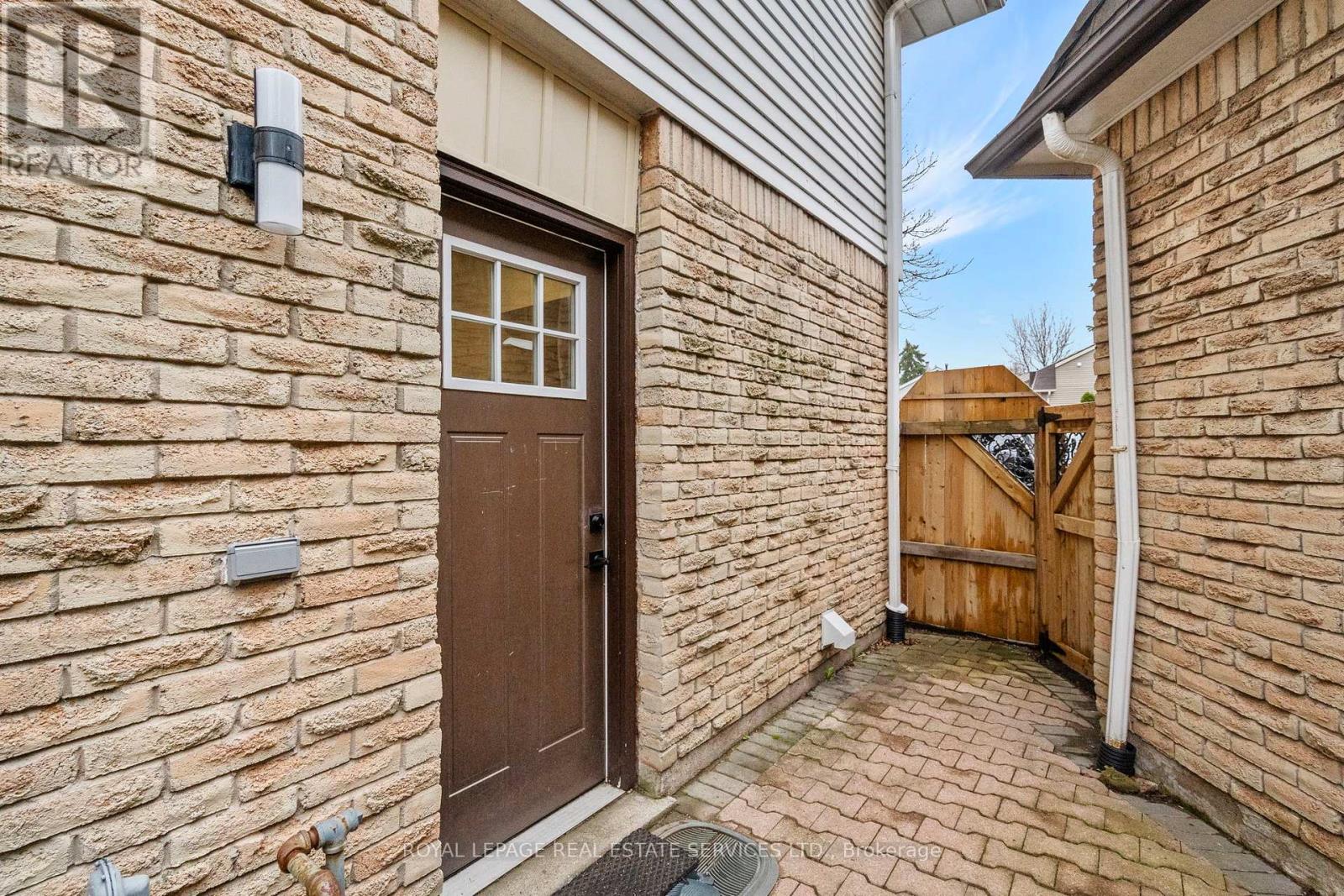 22 - 1176 JAMESWAY BOULEVARD, Oakville (FA Falgarwood), Ontario, L6H2Z9 — Photo 2