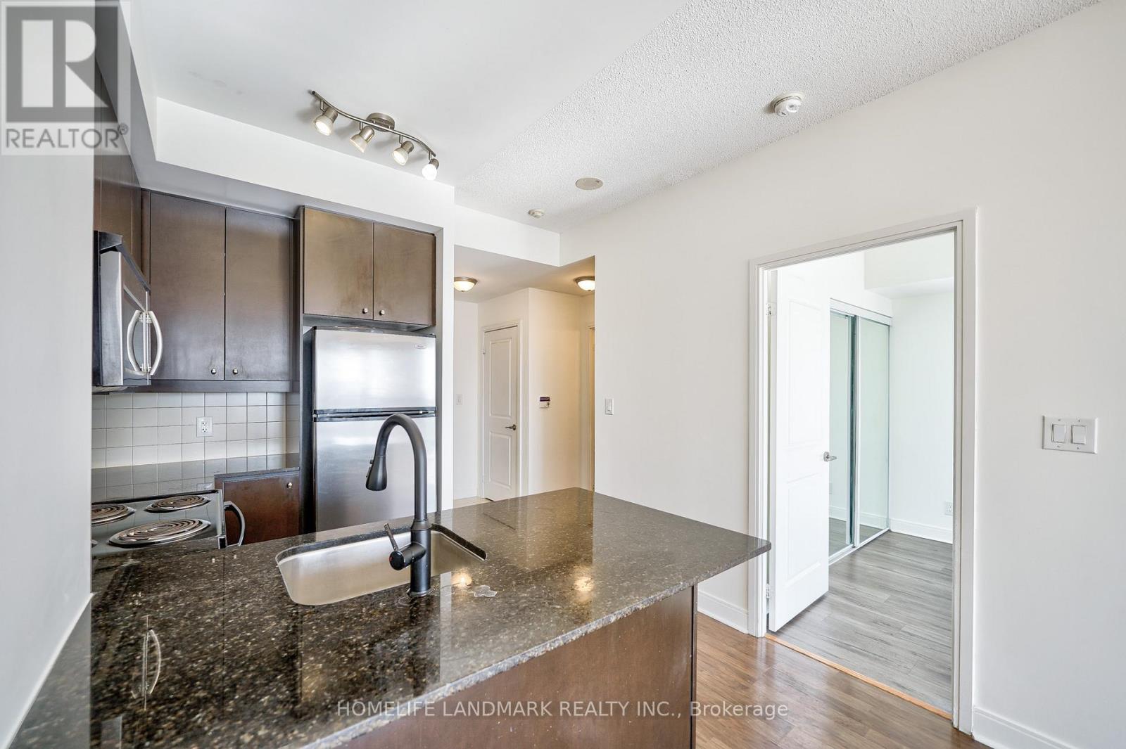 2002 - 60 ABSOLUTE AVENUE, Mississauga (City Centre), Ontario, L4Z0A9 — Photo 11