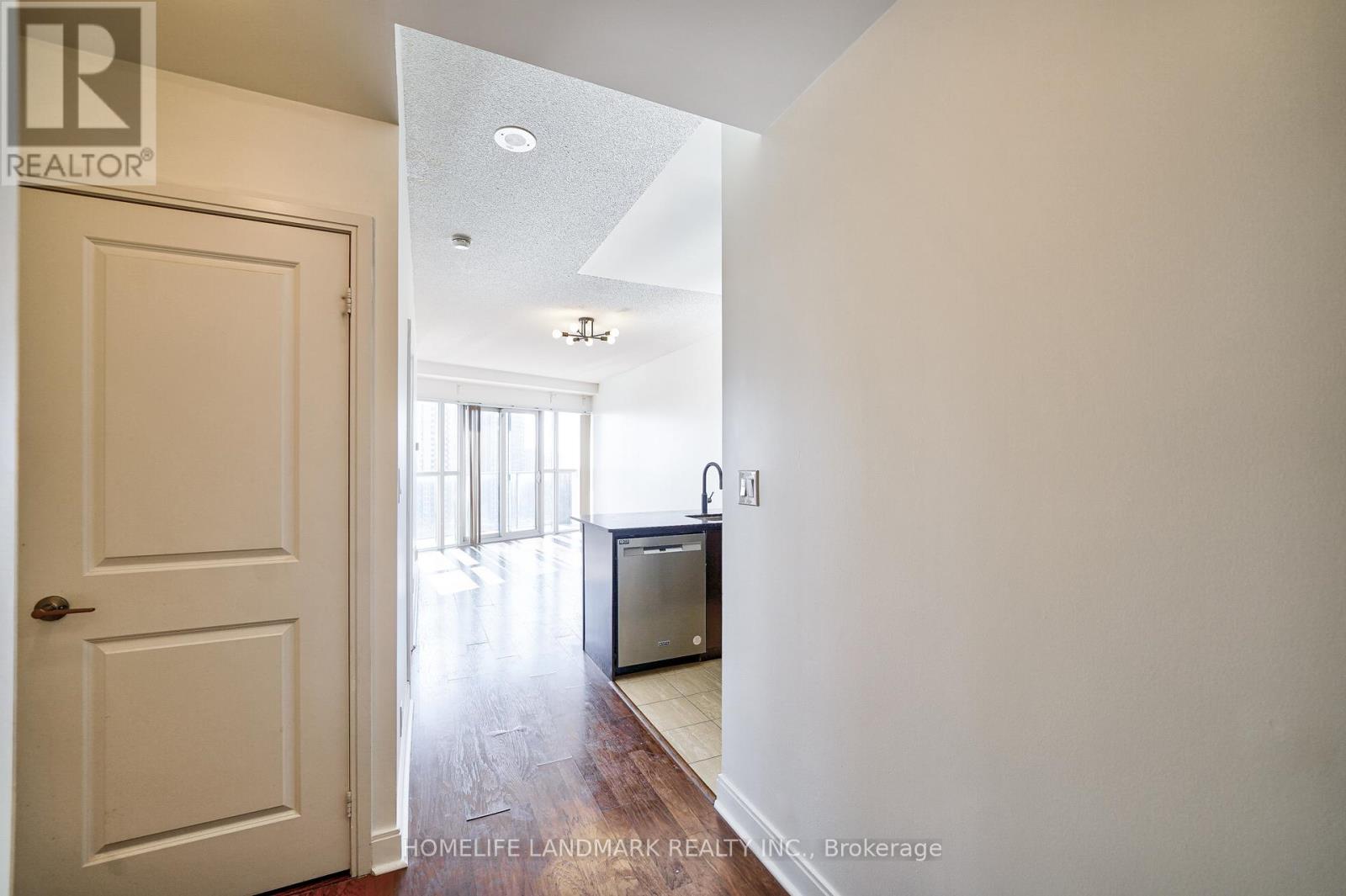 2002 - 60 ABSOLUTE AVENUE, Mississauga (City Centre), Ontario, L4Z0A9 — Photo 6