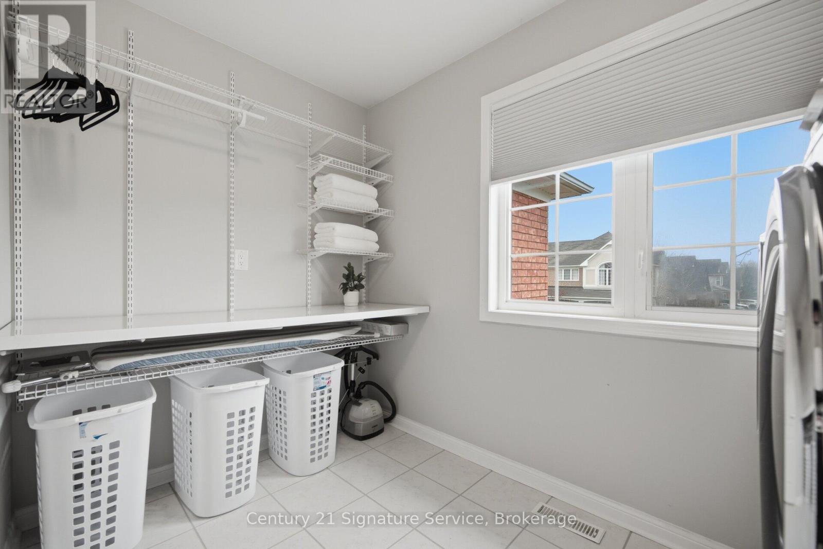 1430 HEARST BOULEVARD, Milton (BE Beaty), Ontario, L9T6M6 — Photo 2