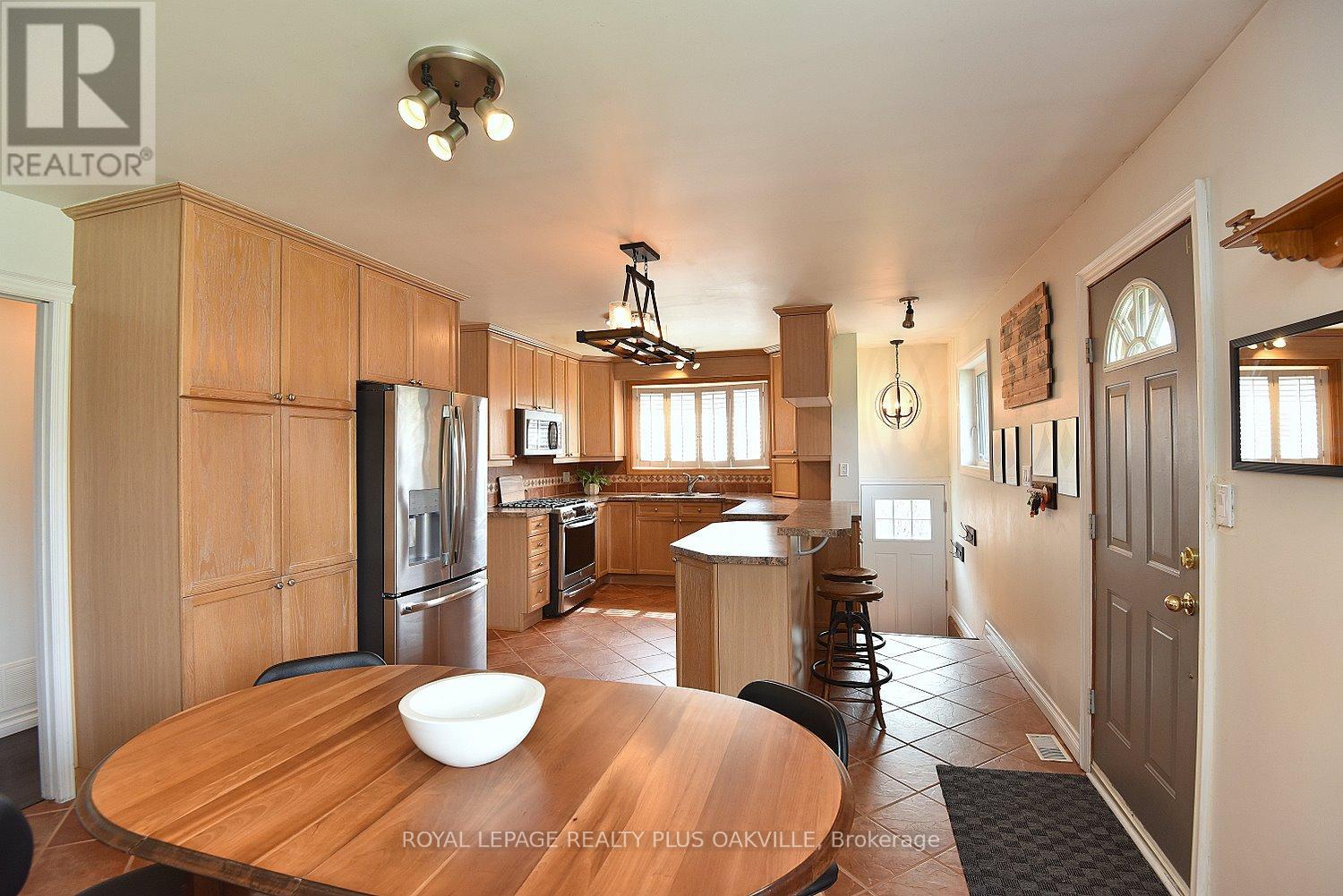 1304 BUNNELL DRIVE, Burlington (Mountainside), Ontario, L7P2E1 — Photo 12