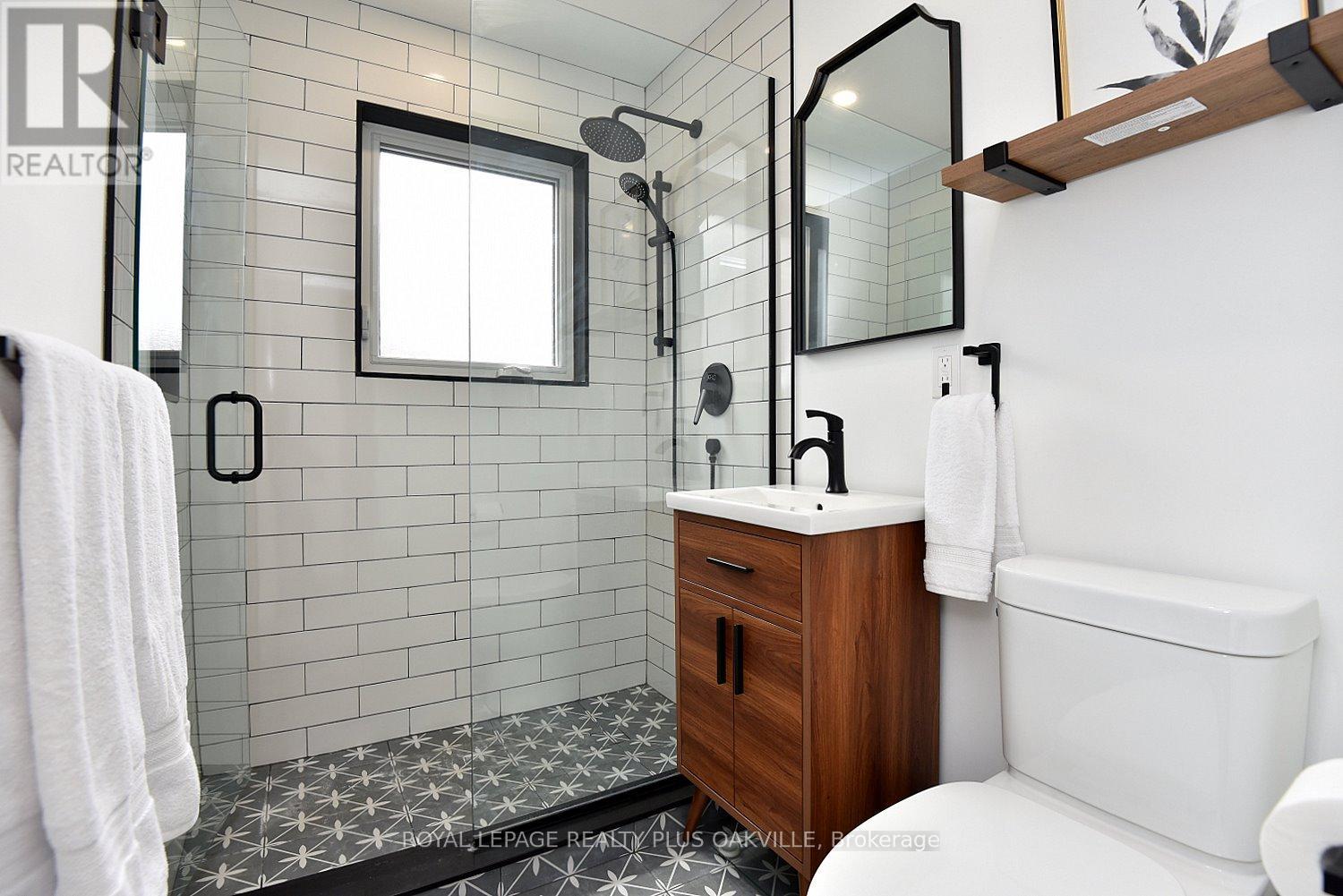 1304 BUNNELL DRIVE, Burlington (Mountainside), Ontario, L7P2E1 — Photo 23