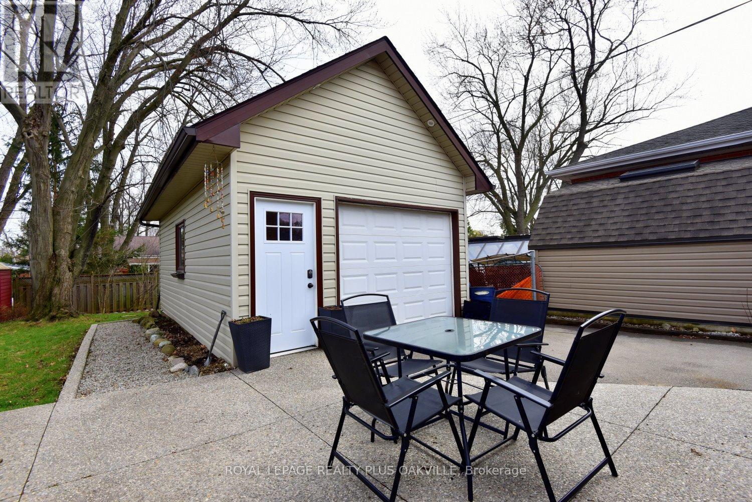 1304 BUNNELL DRIVE, Burlington (Mountainside), Ontario, L7P2E1 — Photo 39