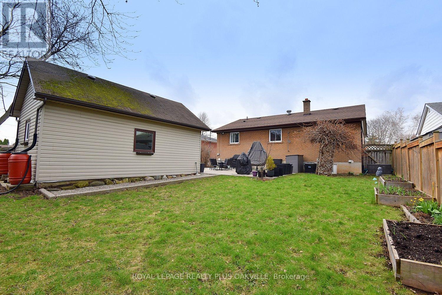 1304 BUNNELL DRIVE, Burlington (Mountainside), Ontario, L7P2E1 — Photo 40