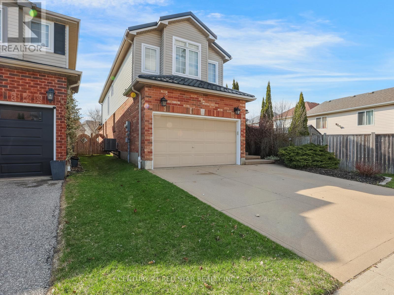 631 DOON SOUTH DRIVE, Kitchener, Ontario, N2P2X5 — Photo 8