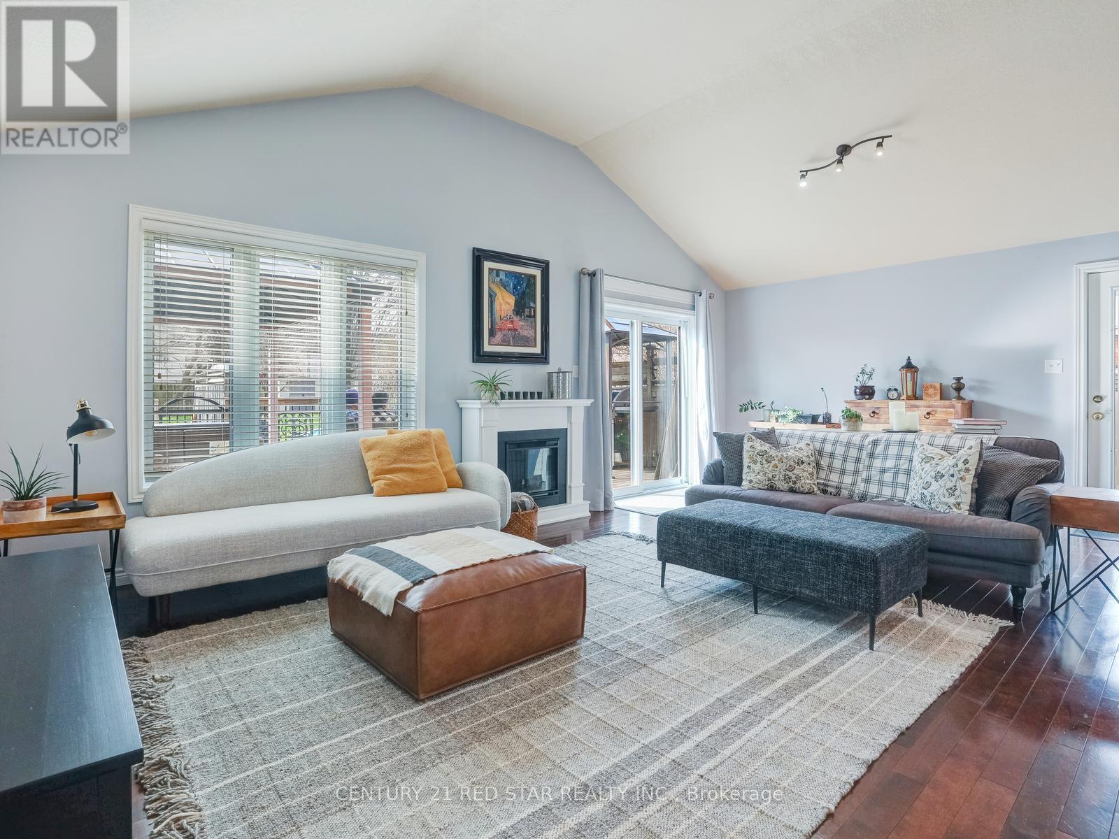 631 DOON SOUTH DRIVE, Kitchener, Ontario, N2P2X5 — Photo 9