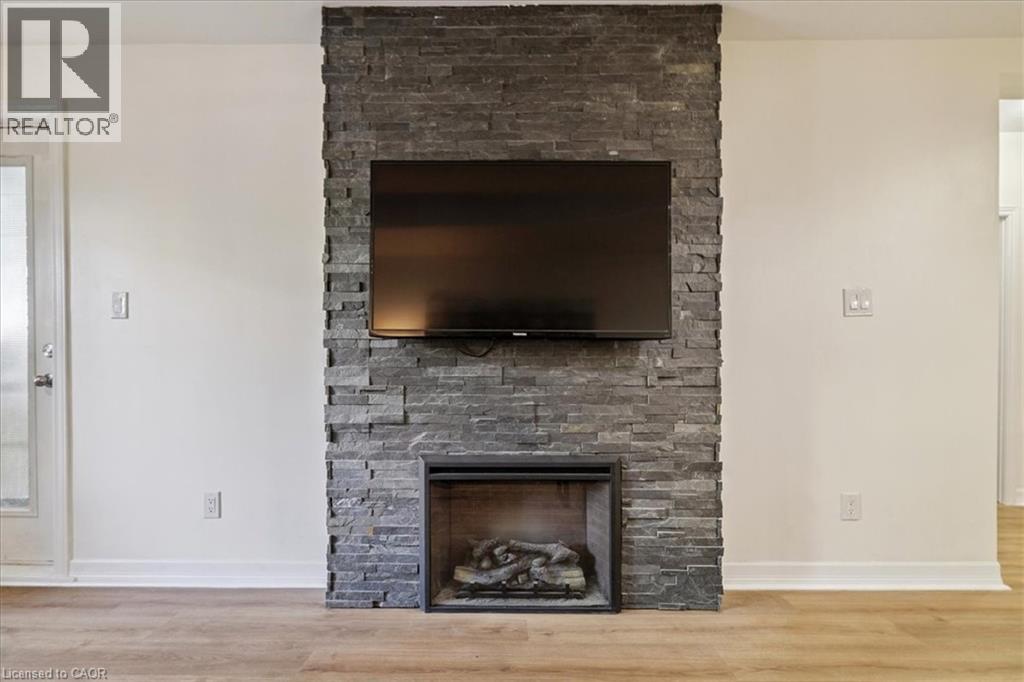 70 STEWART Street Unit# 102, Oakville, Ontario, L6K1X5 — Photo 20